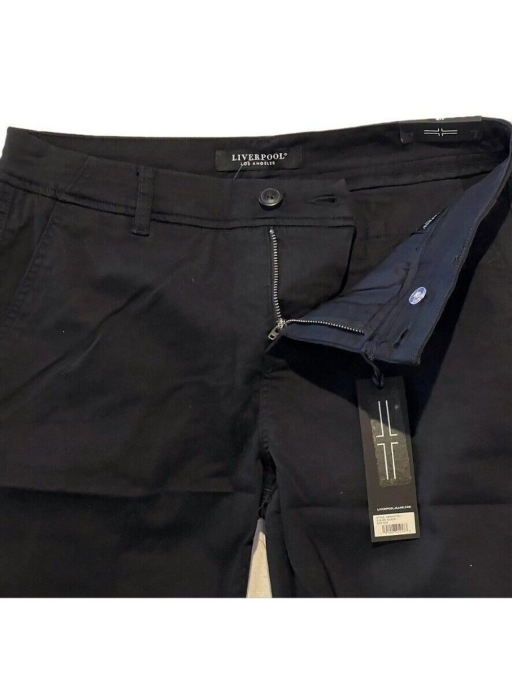 Liverpool Los Angeles Womens Black Stretch Bermuda Shorts With Tags - Picture 3 of 10